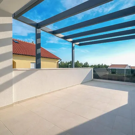 4 Bedroom Lovely In Holiday home Vodice